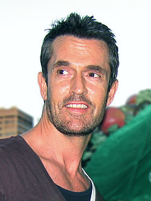 220px-RupertEverett_cropped-2