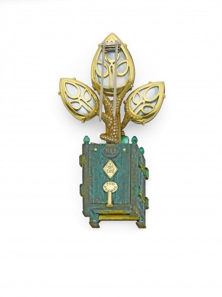 Brooch_The Emerald Tree_Back Image