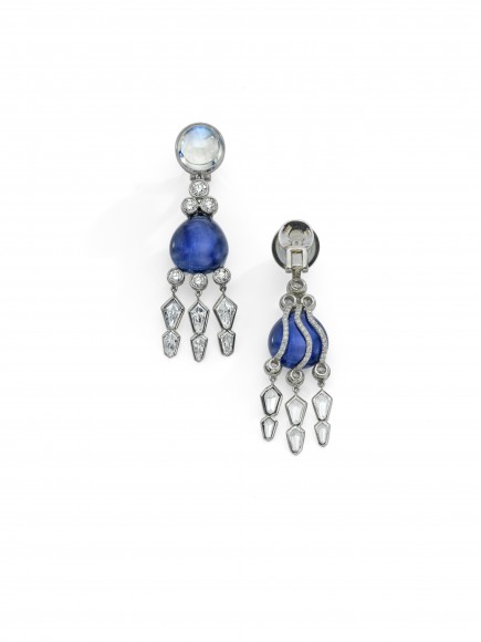Earring_ The Sapphire Dagger _2 views