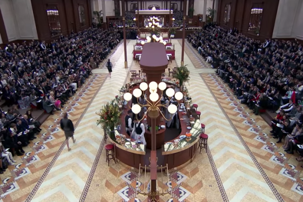 Fall-Winter 2015/16 Ready-to-Wear CHANEL Show