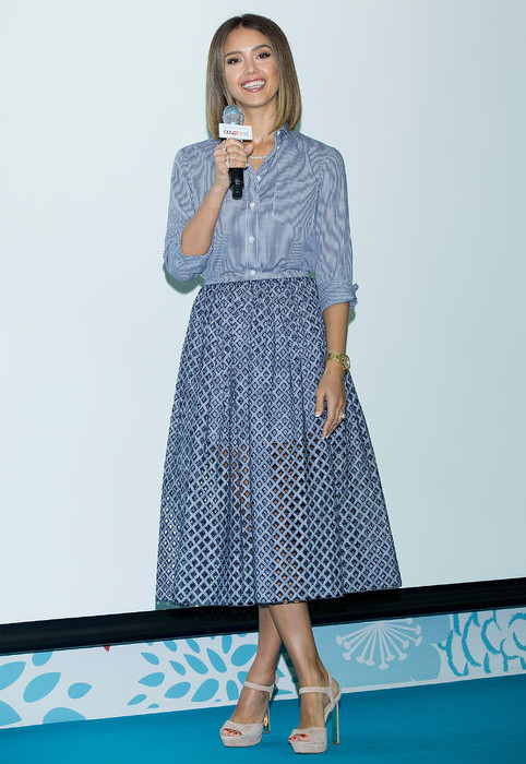 essica-alba-work-outfit-idea-h724