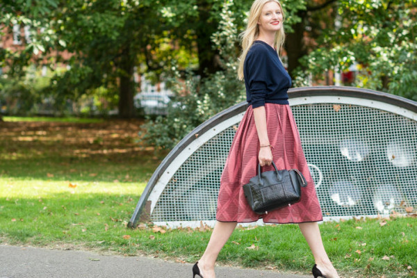 candice-lake-midi-skirt-street-style-outfit-w724