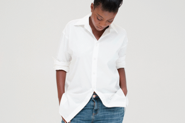 4 Ways to Tuck In a Shirt (in GIF Form!)