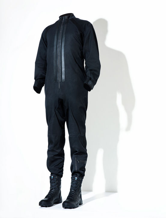 c57da02af5_adidas-y-3-virgin-galactic-space-suit-uniform-h724