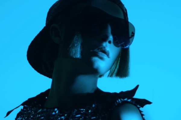 eyewear_ss16_cara_insta_reco_00s24i